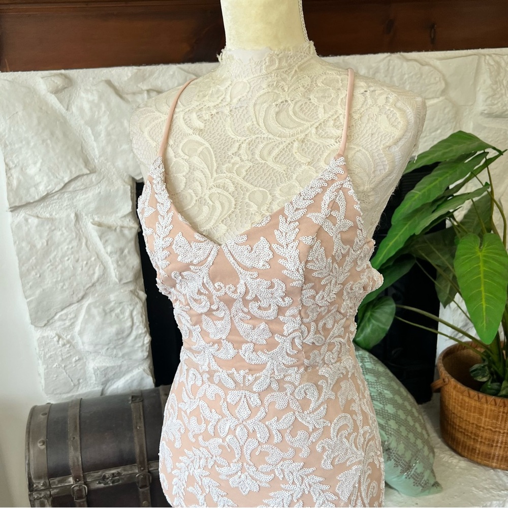 Fashion Nova Sequined Evening Gown Prom Dress Size Small NWT - Picture 7 of 11